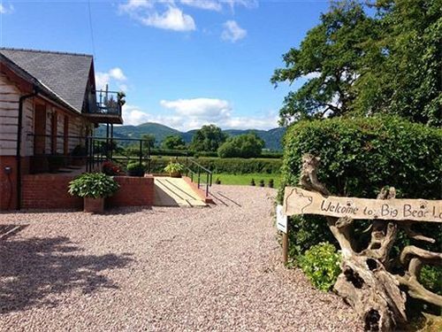 Big Bear Lodge Melverley Ngoại thất bức ảnh
